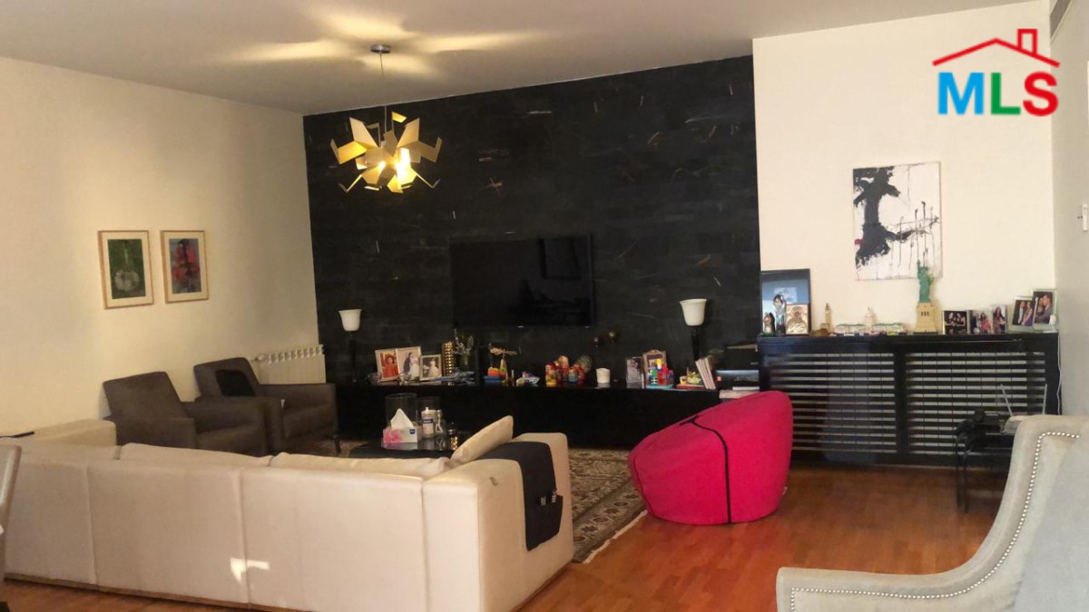 Hot Deal! 180 sqm Apartment for Sale in prime location of Mar Takla