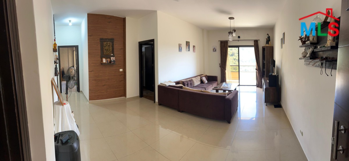 Apartment for Sale in Mastita with an Open Sea View