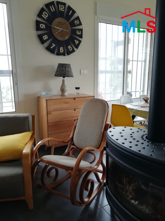 Triplex Villa with Garden for Sale in Mechmech