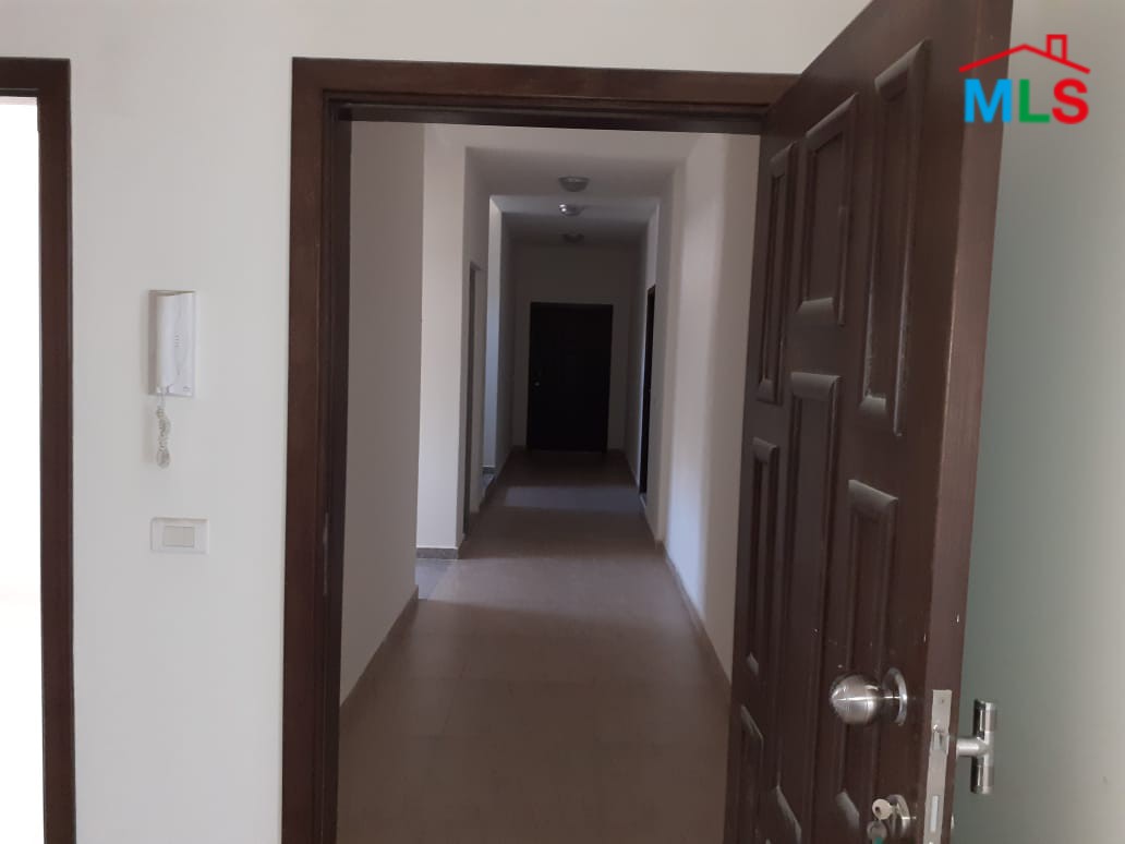 Duplex for Sale in Bouar with Sea View