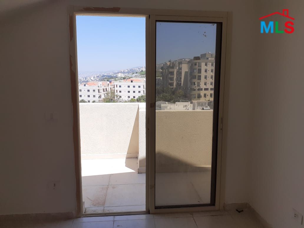 Duplex for Sale in Bouar with Sea View