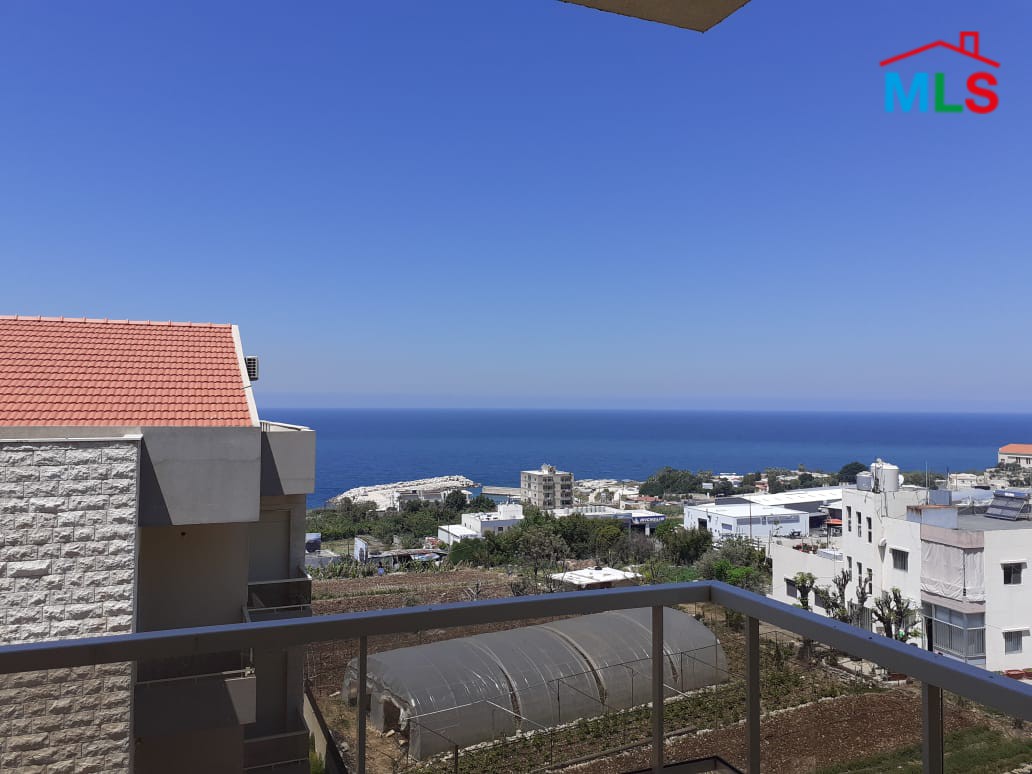 Duplex for Sale in Bouar with Sea View