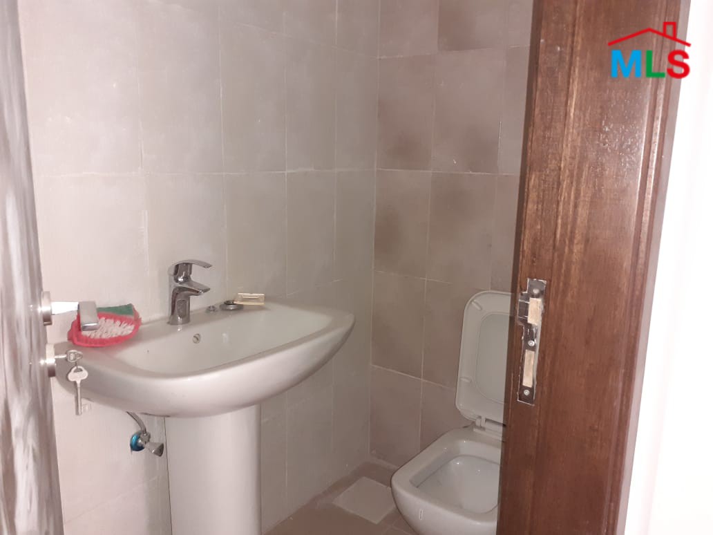 Duplex for Sale in Bouar with Sea View