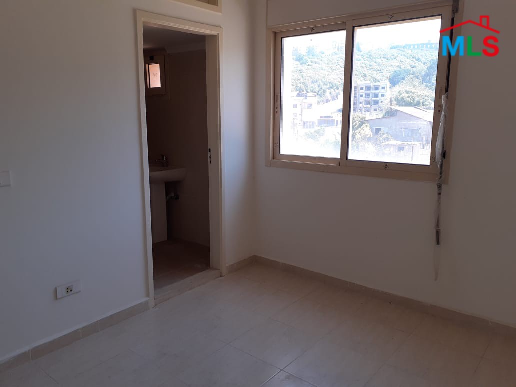 Duplex for Sale in Bouar with Sea View
