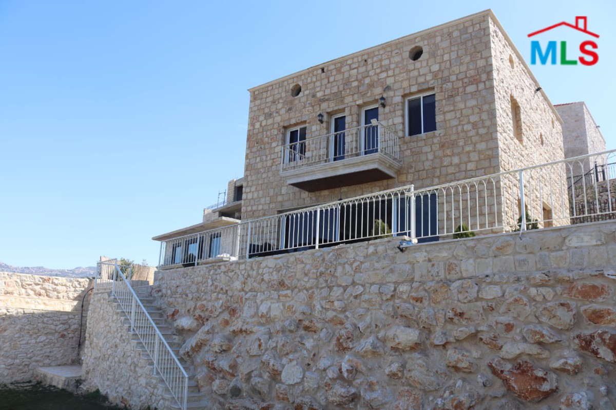 Villa for Sale in a Calm Area in Aleleh, Batroun