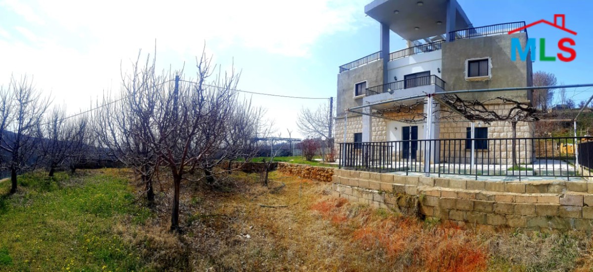 House and Land for Sale in Fakra