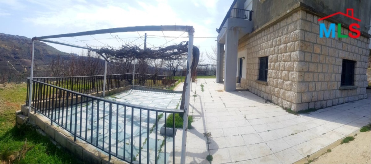House and Land for Sale in Fakra