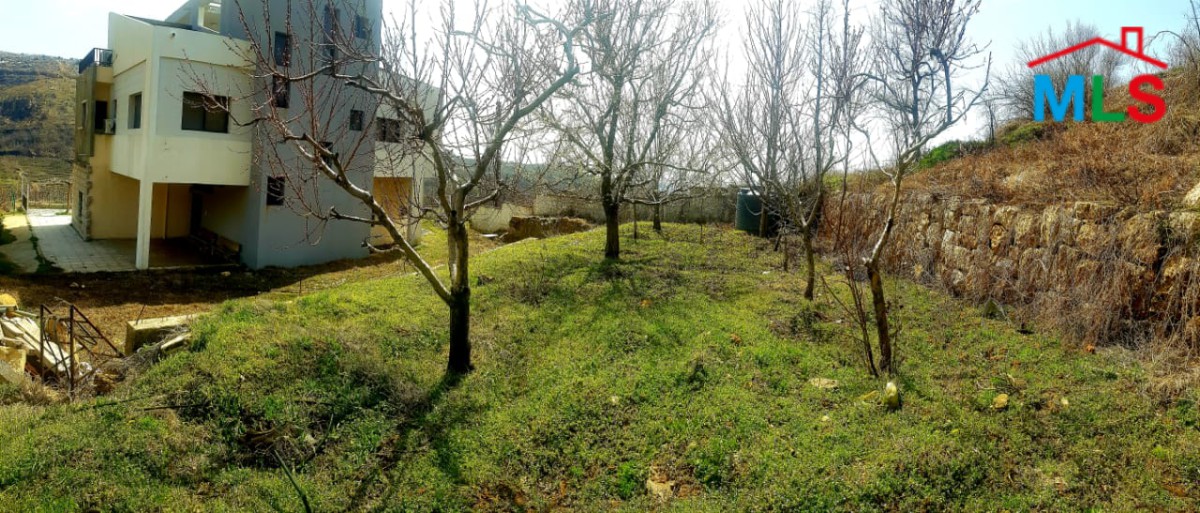 House and Land for Sale in Fakra