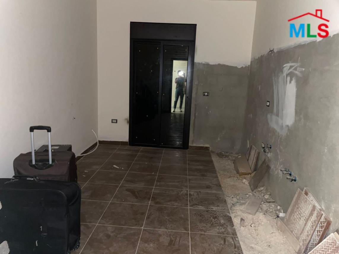 Apartment with Garden for Sale in Ijdabra
