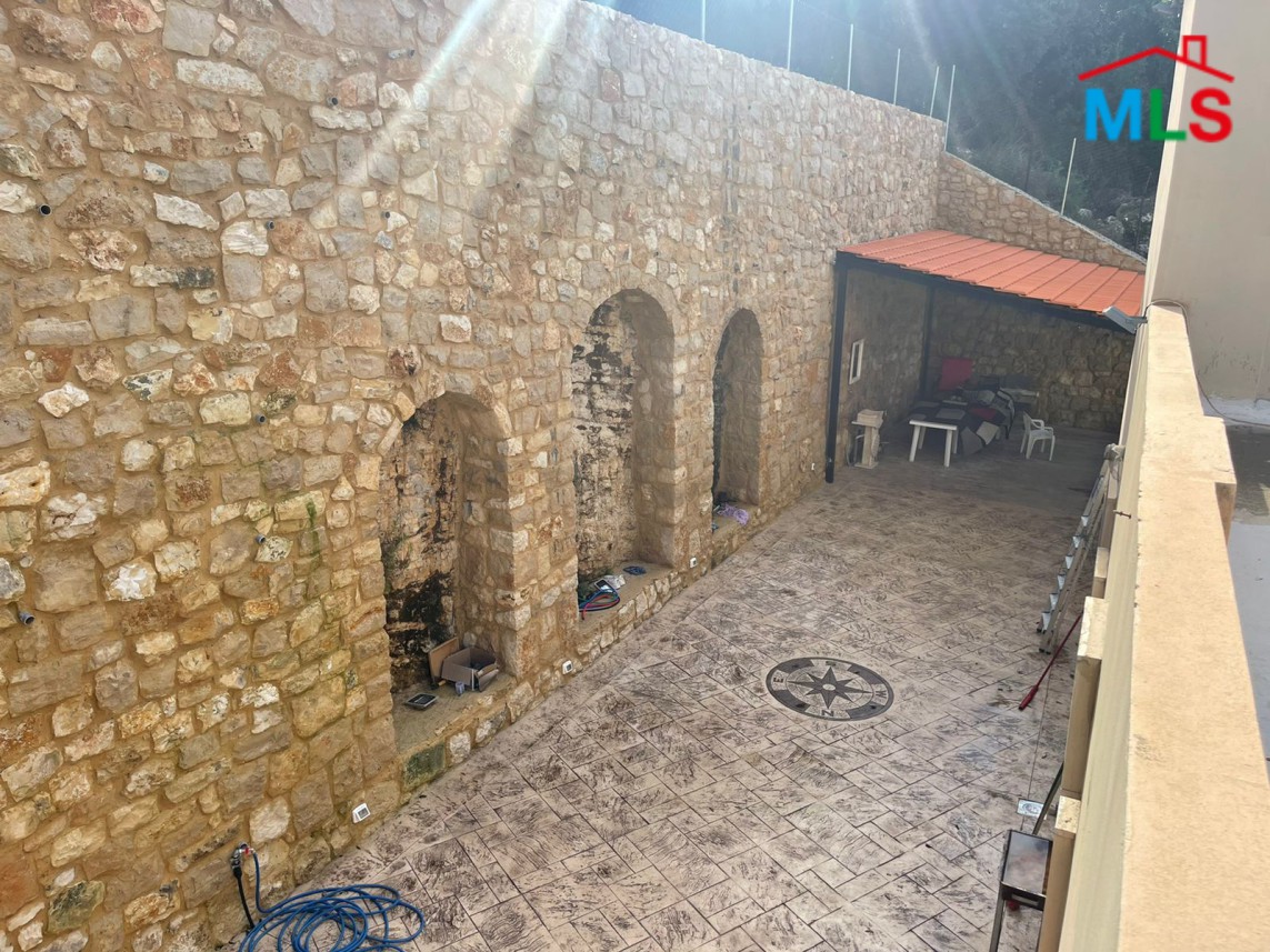 Private House for Sale in Aamchit in a Calm Zone