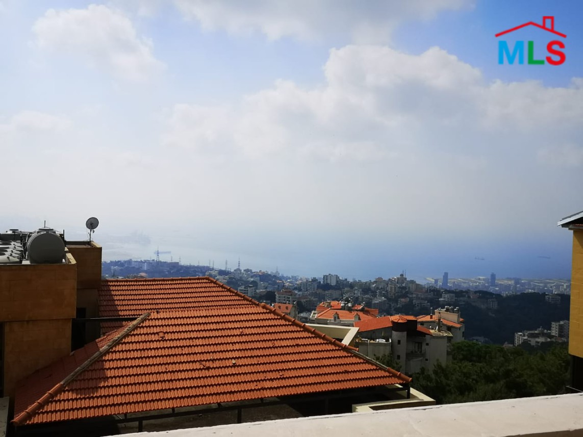 Duplex for Sale in Qannabet Broumana with Terrace