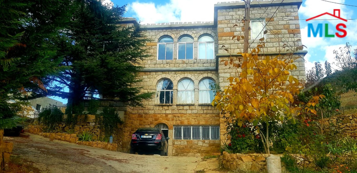 Traditional Renovated Old House for Sale in Hrajel