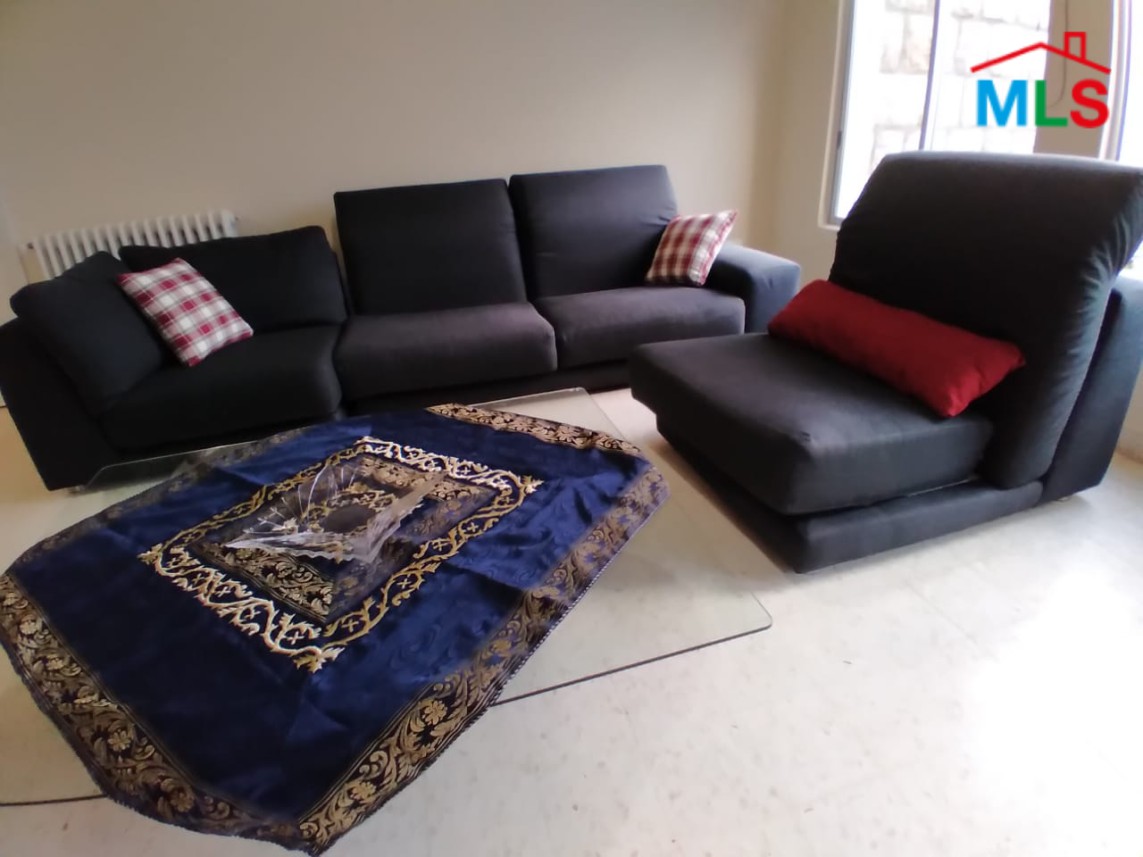 Traditional Renovated Old House for Sale in Hrajel