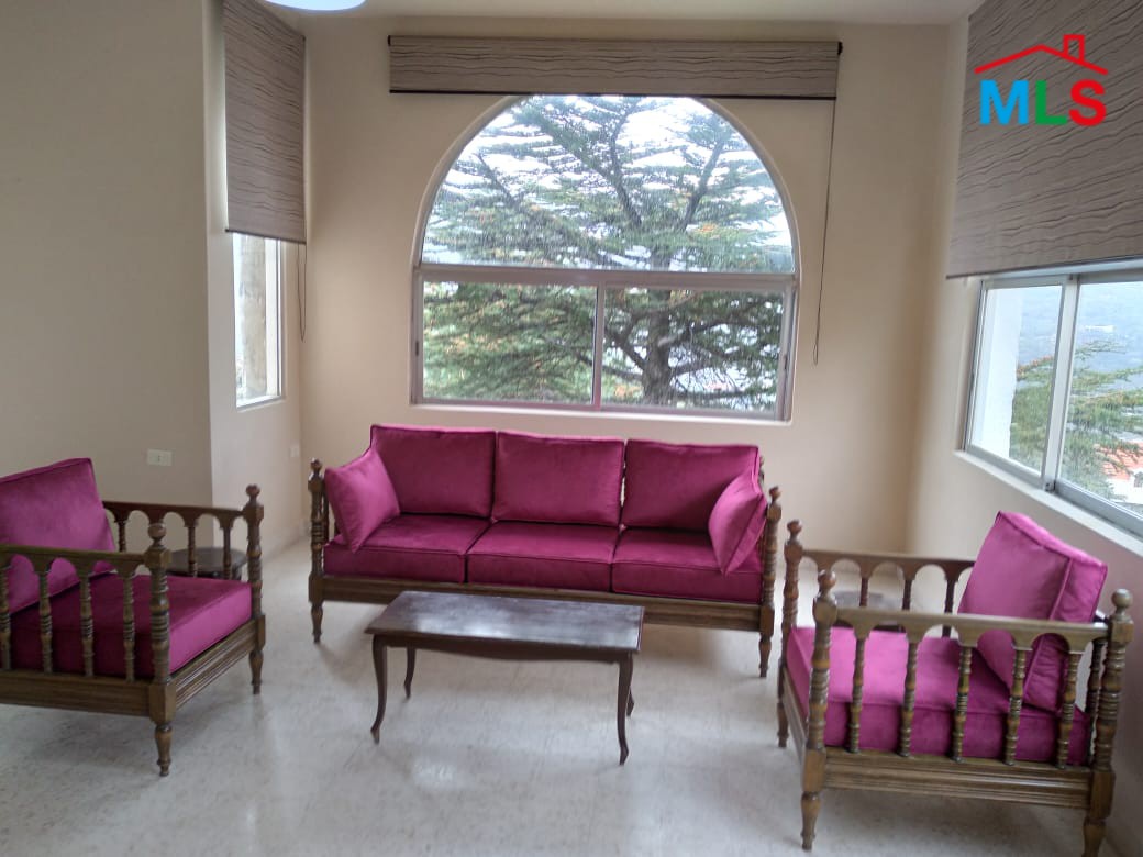 Traditional Renovated Old House for Sale in Hrajel