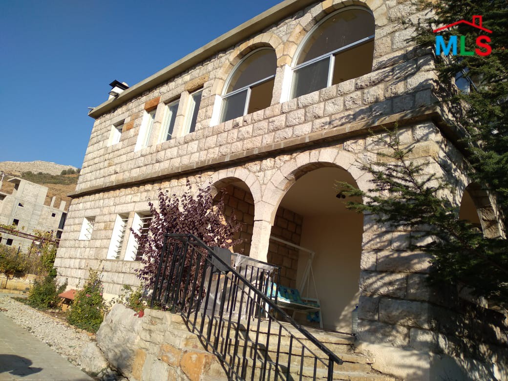 Traditional Renovated Old House for Sale in Hrajel