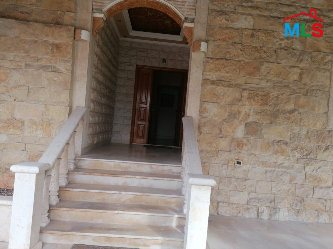 Apartment for Sale in Aamchit With A Big Private Garden