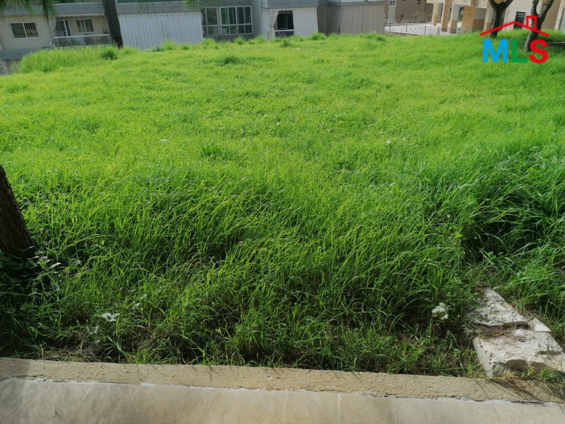 Apartment for Sale in Aamchit With A Big Private Garden