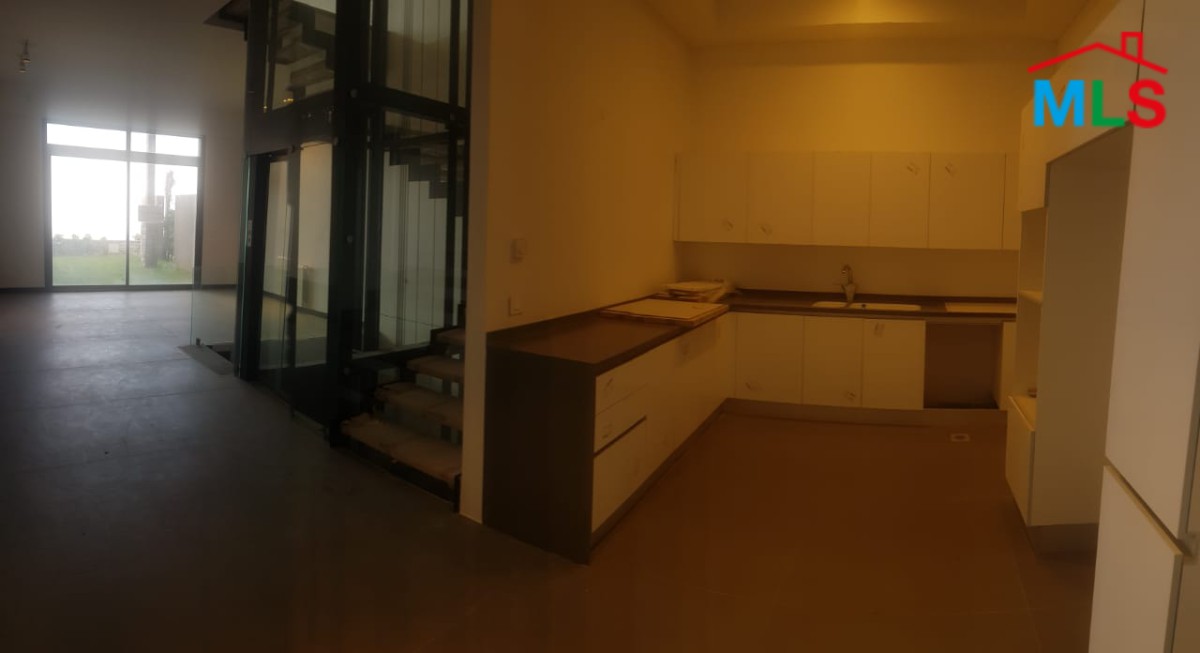 Stunning 4-Bedroom Townhouse for Sale in Tilal Faqra with an Amazing View