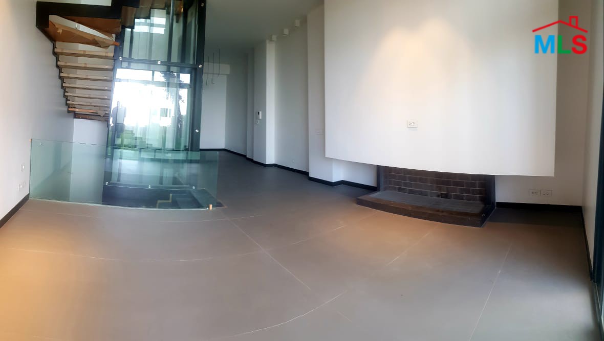 Stunning 4-Bedroom Townhouse for Sale in Tilal Faqra with an Amazing View