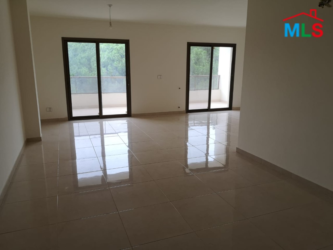 396 sqm Duplex Apartment for Sale in Mar Roukoz