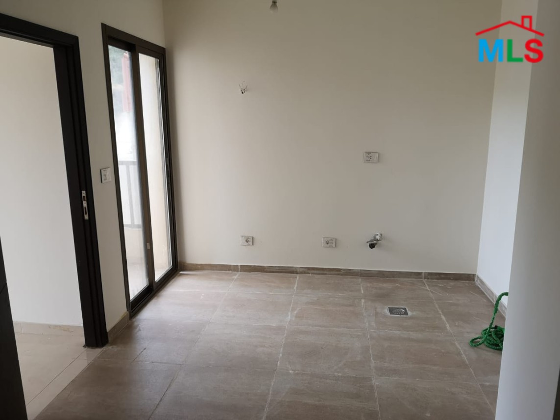 396 sqm Duplex Apartment for Sale in Mar Roukoz