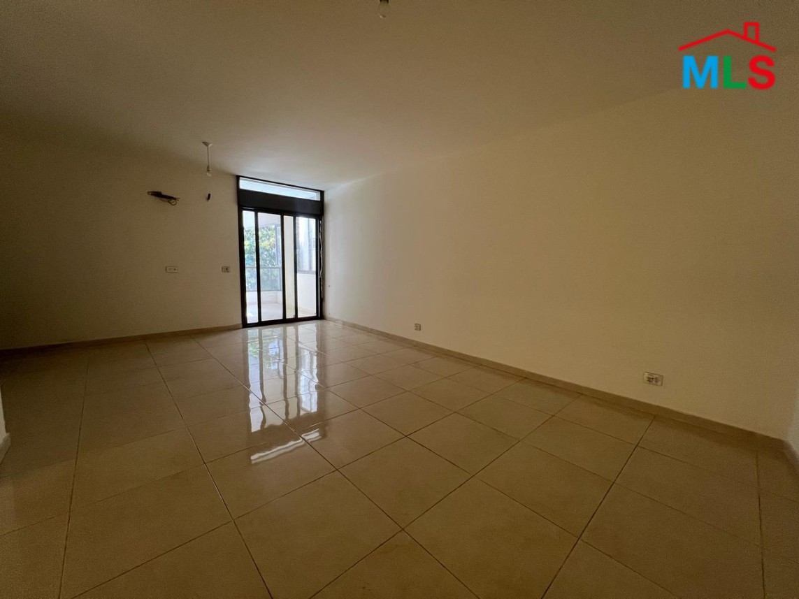 Apartment with 90 sqm Garden for Sale in Mar Roukoz
