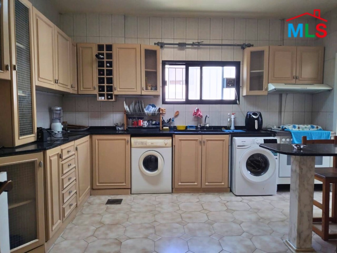 Nicely Decorated Spacious Apartment for Sale in Kfarhbeib