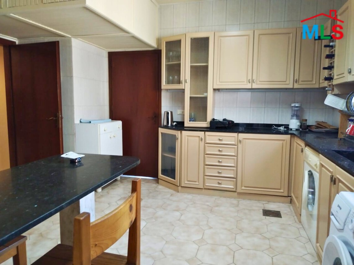 Nicely Decorated Spacious Apartment for Sale in Kfarhbeib