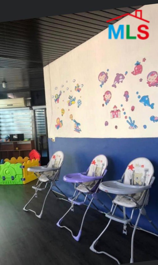 Garderie for Sale in Hadath also Suitable for an Office or Clinic