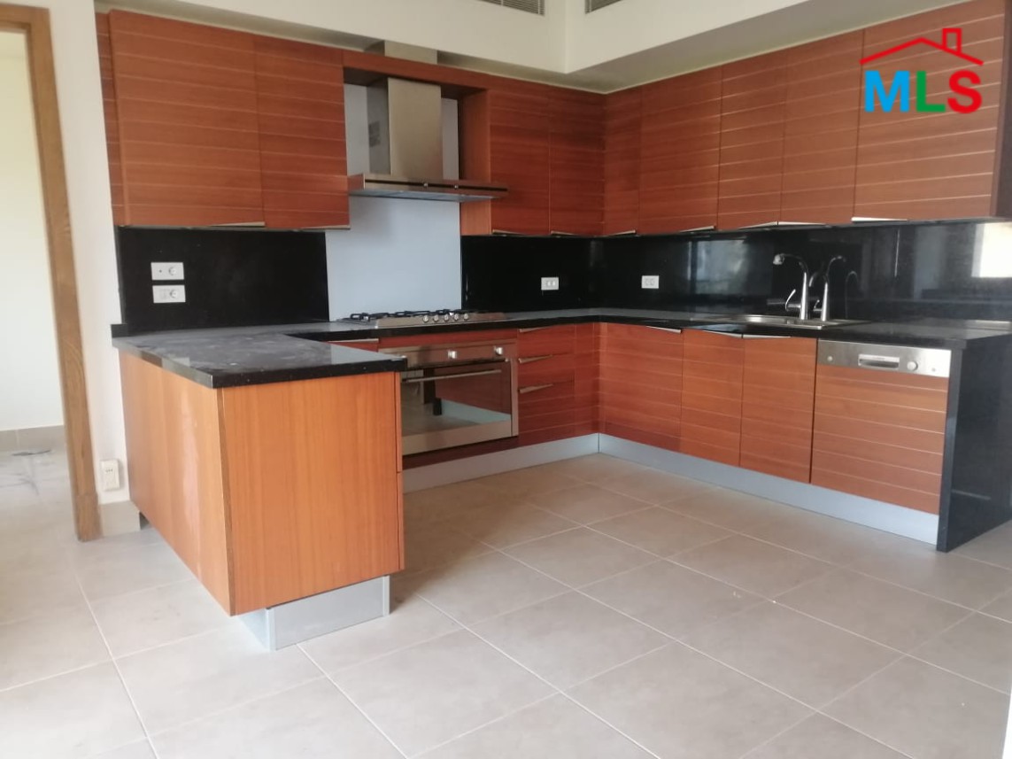 Spacious Modern Apartment for Sale in Achrafieh