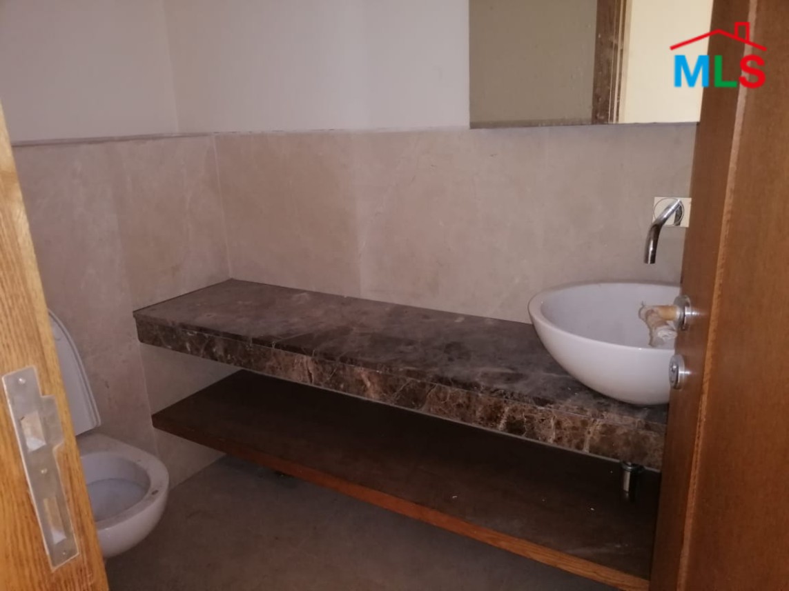 Spacious Modern Apartment for Sale in Achrafieh