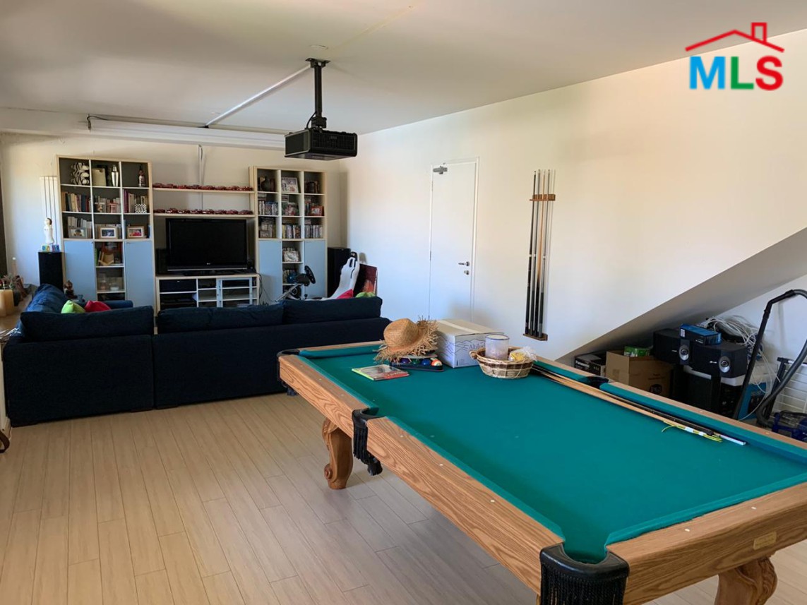 Villa and 2 Chalet For Sale in San Antonio, Ouyoun AL Simen