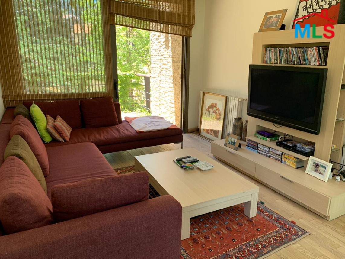 Villa and 2 Chalet For Sale in San Antonio, Ouyoun AL Simen