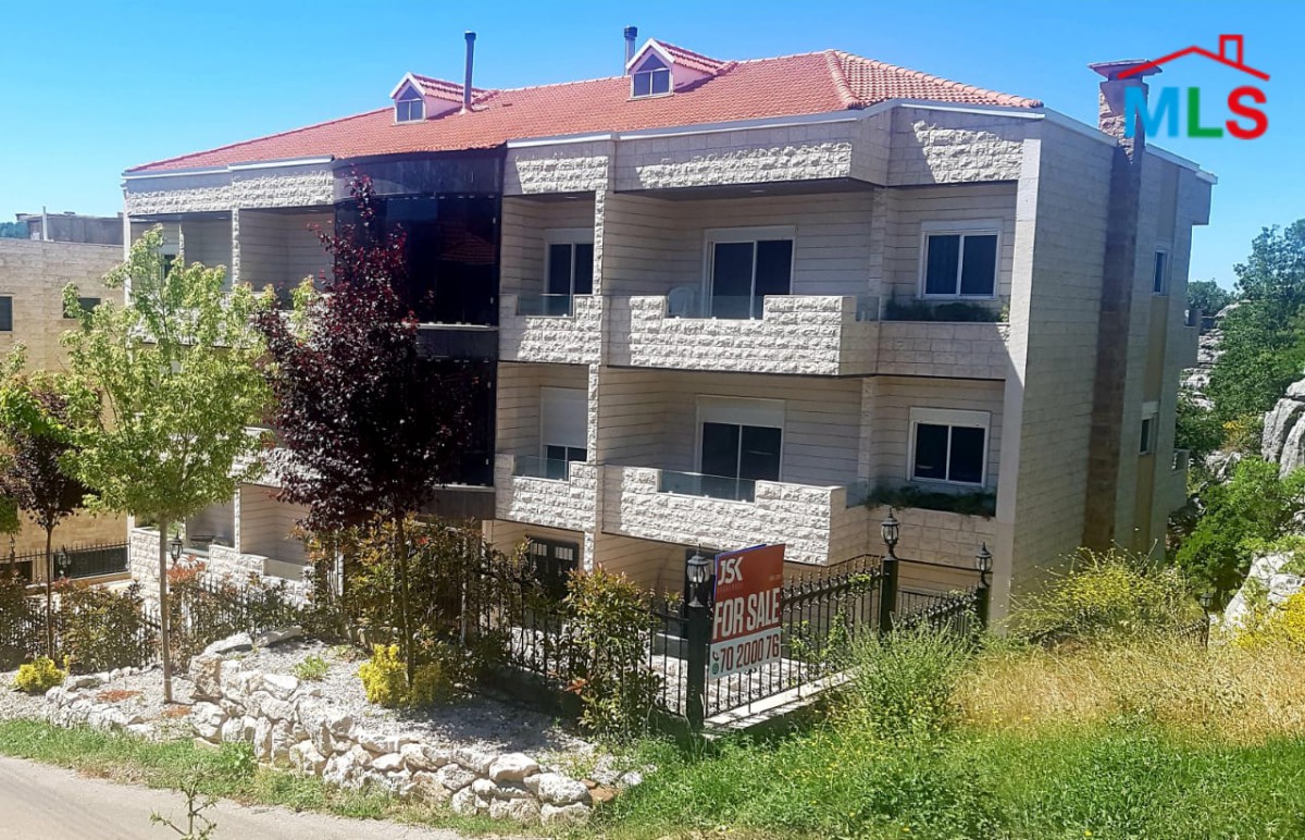 Building for Sale in Faytroun in a calm Area