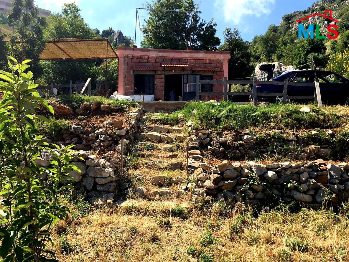 Land With Chalet for Sale in Bekaatat Achkout