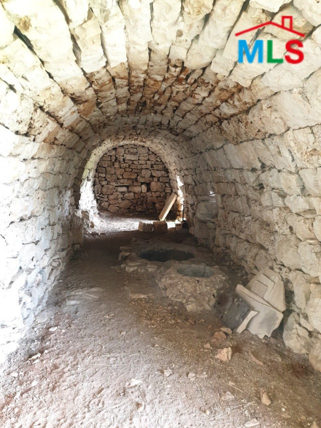 Individual House for Sale on a Spacious Land in Jbeil Area