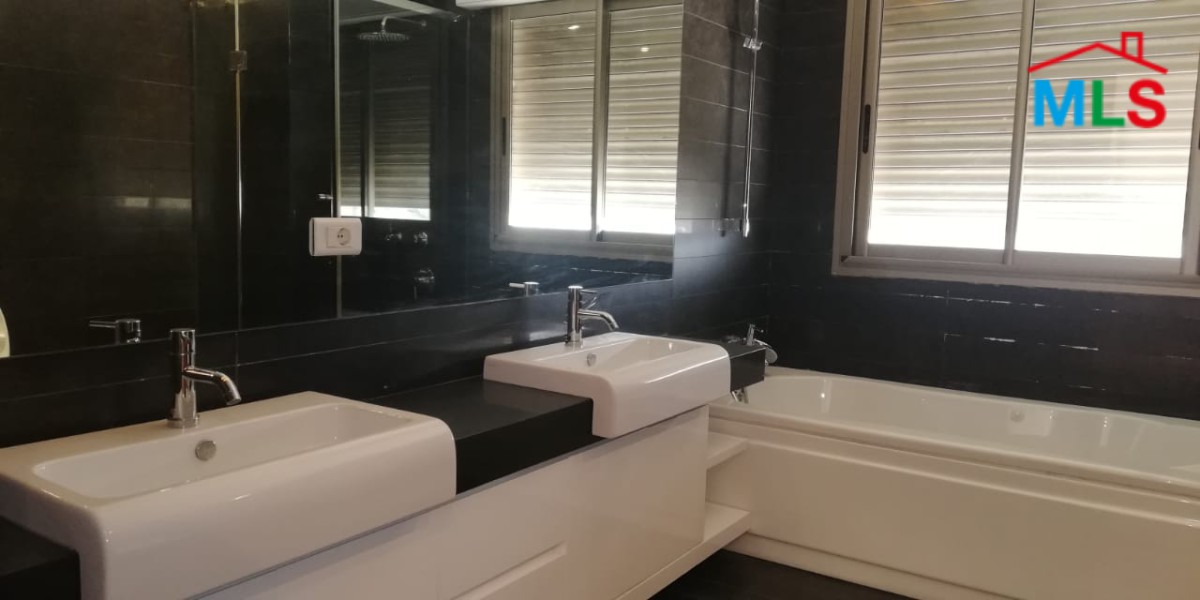 Spacious Apartment for Sale in a classy area of Dik El Mehdi with splendid view
