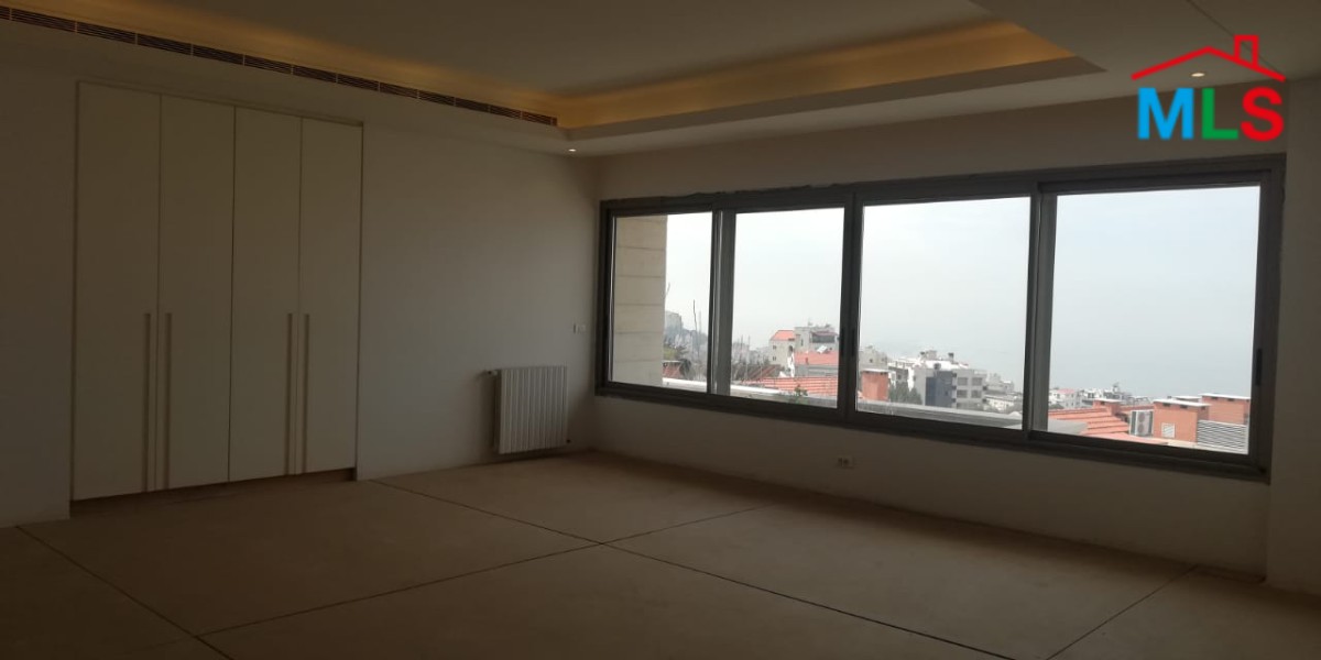 Spacious Apartment for Sale in a classy area of Dik El Mehdi with splendid view