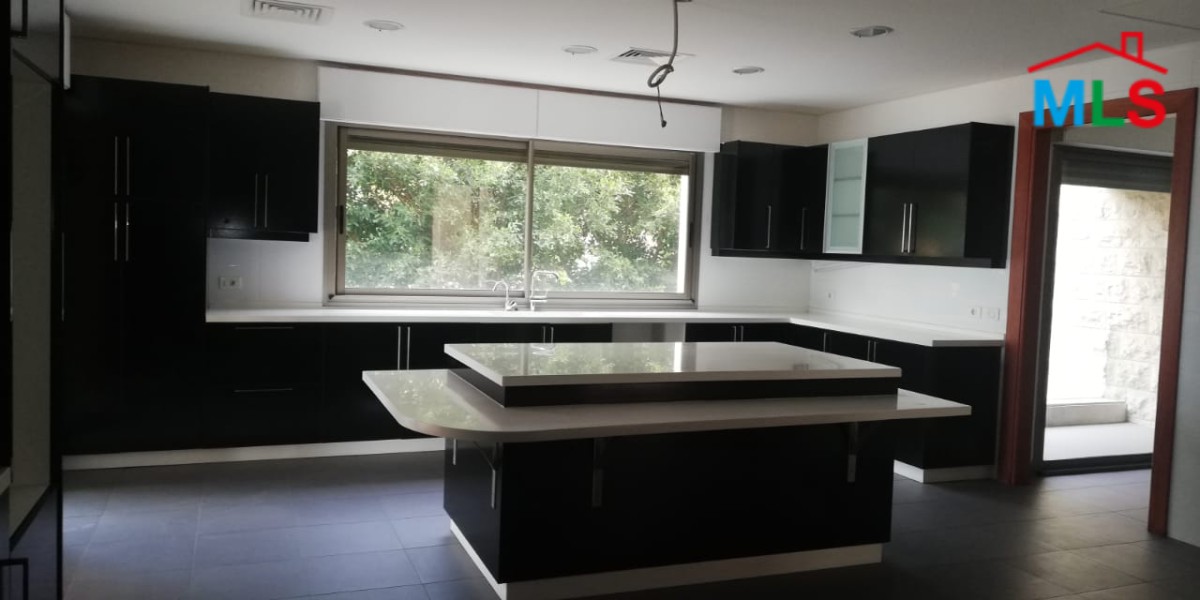 Spacious Apartment for Sale in a classy area of Dik El Mehdi with splendid view
