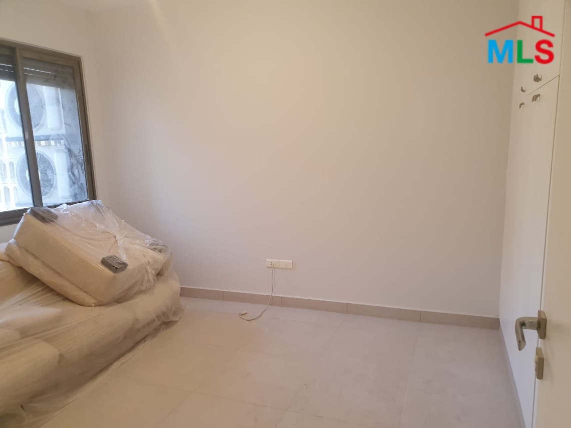Spacious Apartment for Sale in Achrafieh, Sioufi