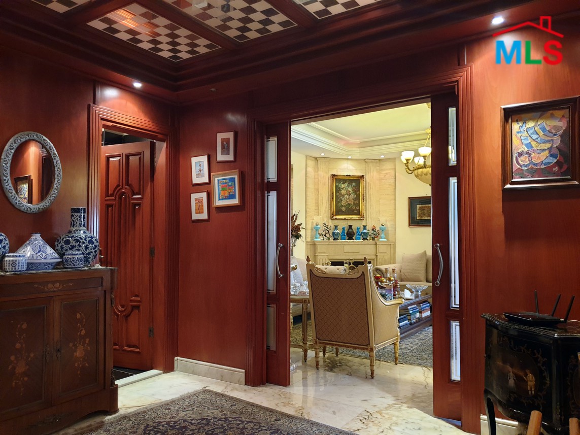 Luxurious & Elegant Apartment for Sale in Baabda