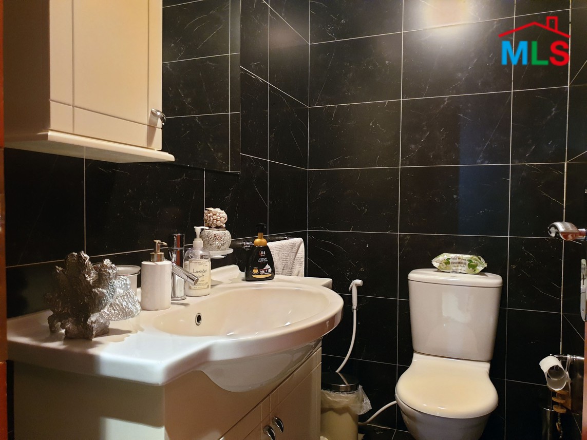 Luxurious & Elegant Apartment for Sale in Baabda