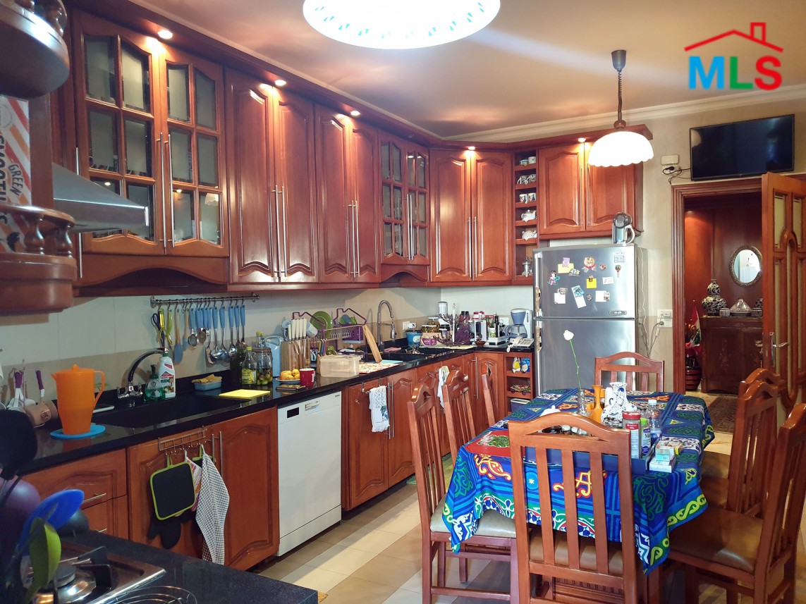 Luxurious & Elegant Apartment for Sale in Baabda