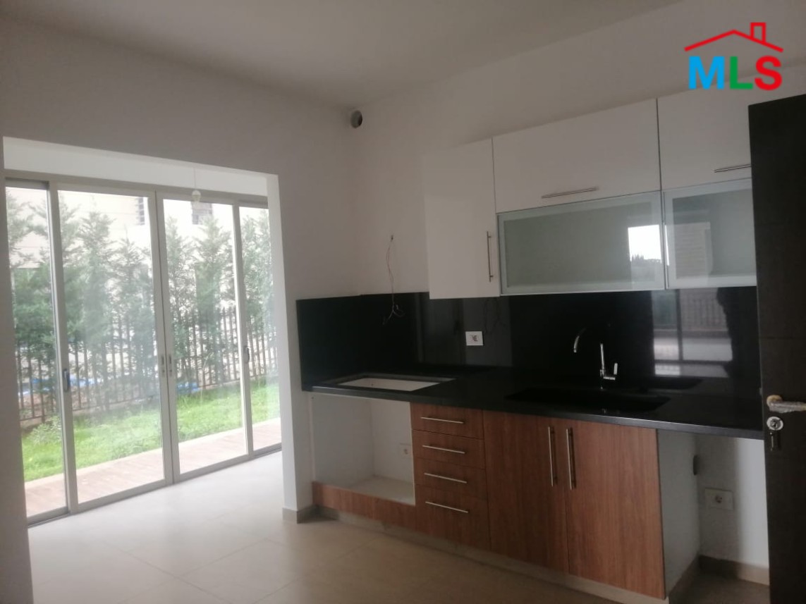 Super Deluxe Apartment for Sale with terrace in MonteVerde