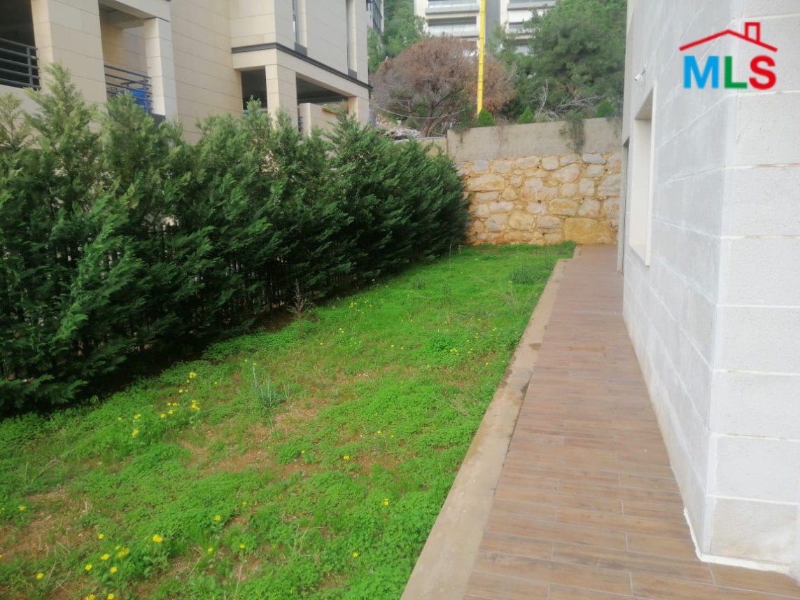 Super Deluxe Apartment for Sale with terrace in MonteVerde