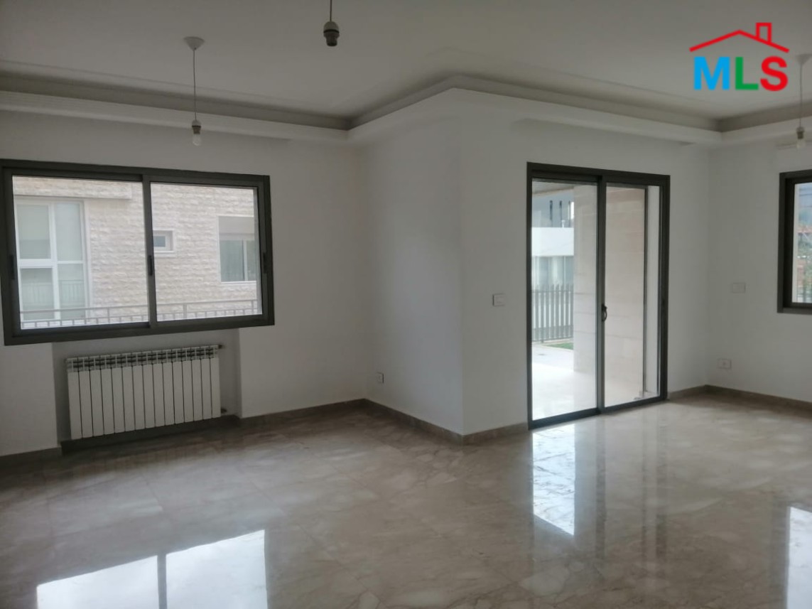 Super Deluxe Apartment for Sale with terrace in MonteVerde