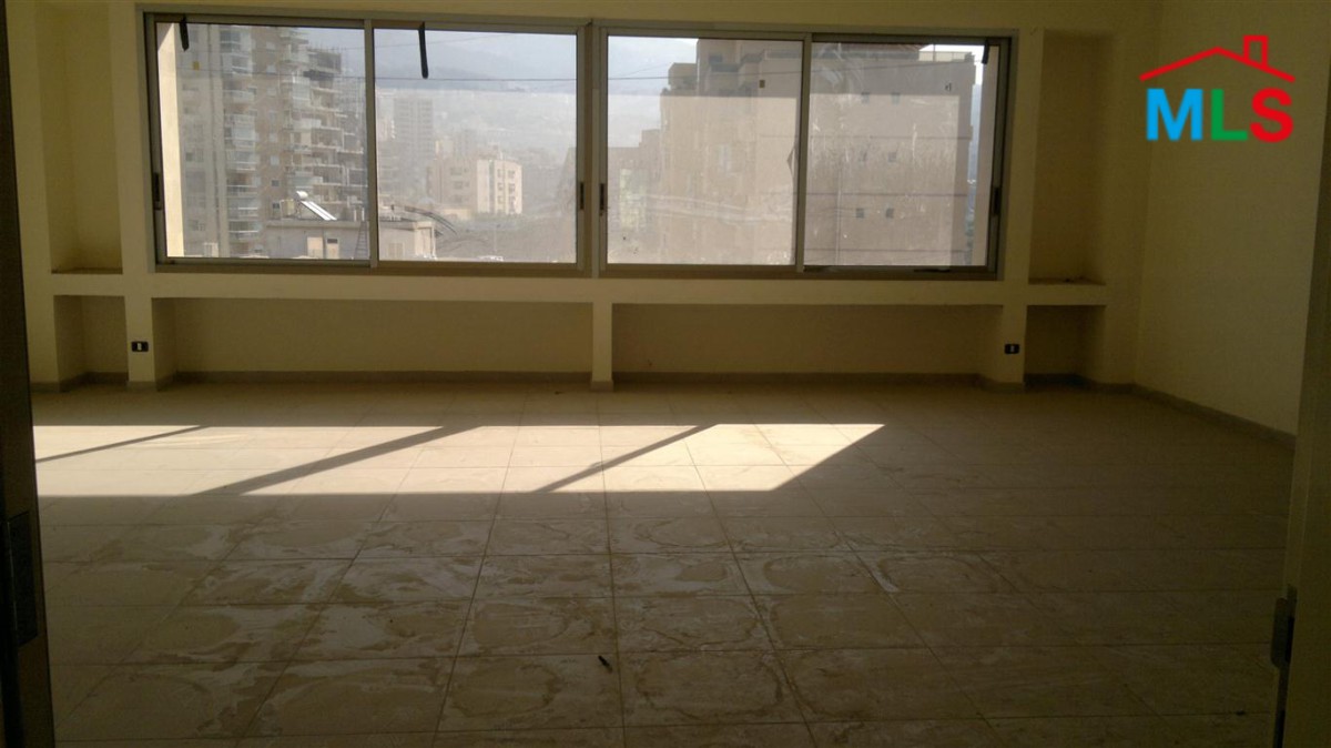 Office for Sale in Zalka
