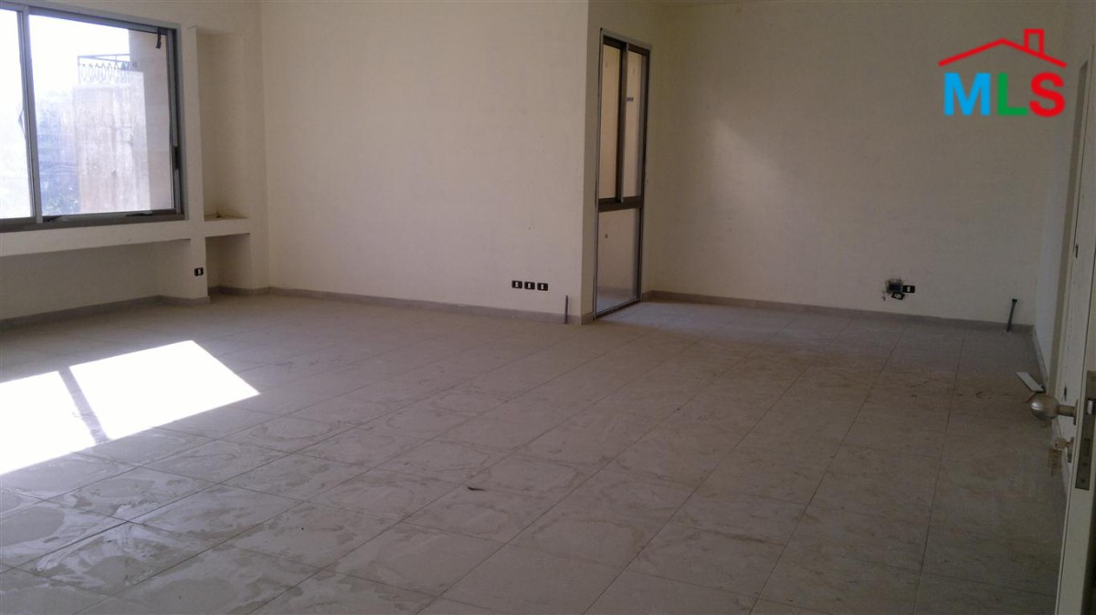 Office for Sale in Zalka