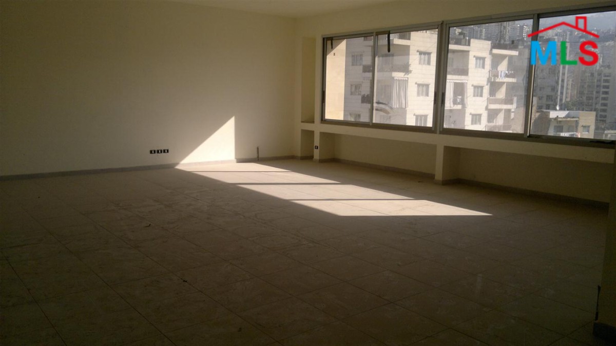 Office for Sale in Zalka