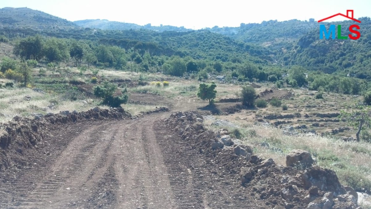 Land for Sale in El Mtein Prime Location With Great View